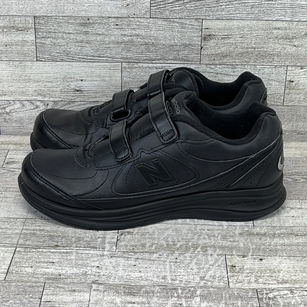 New Balance step out